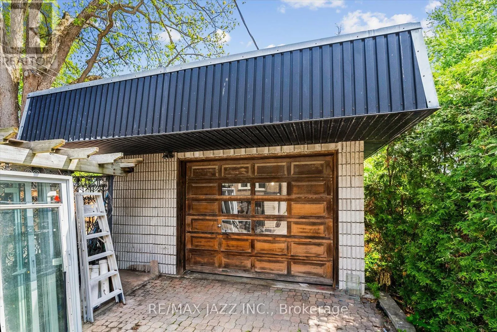 649 MASSON STREET