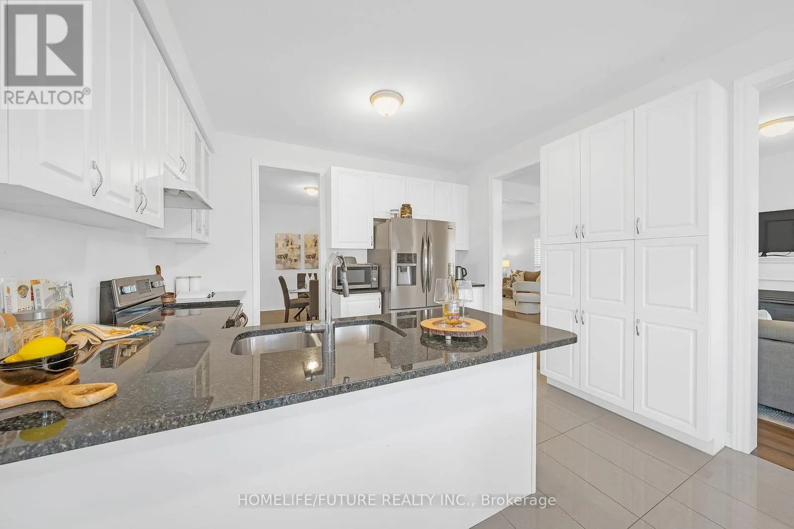 2557 BRIDLE ROAD