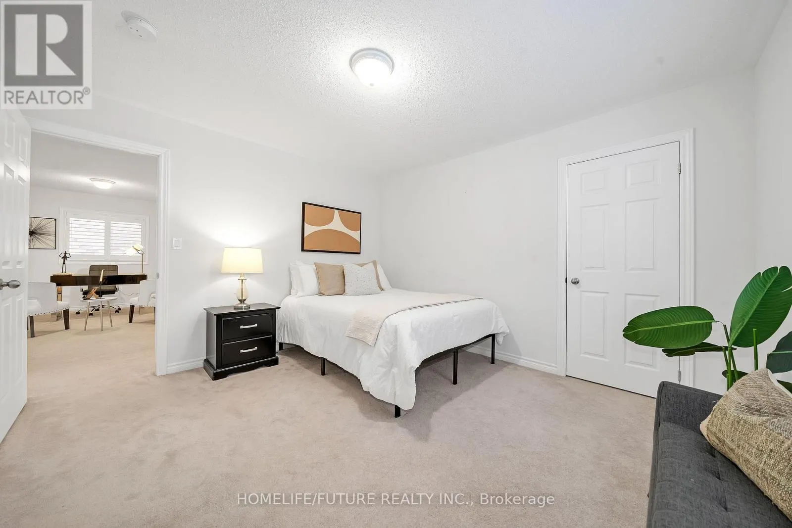 2557 BRIDLE ROAD