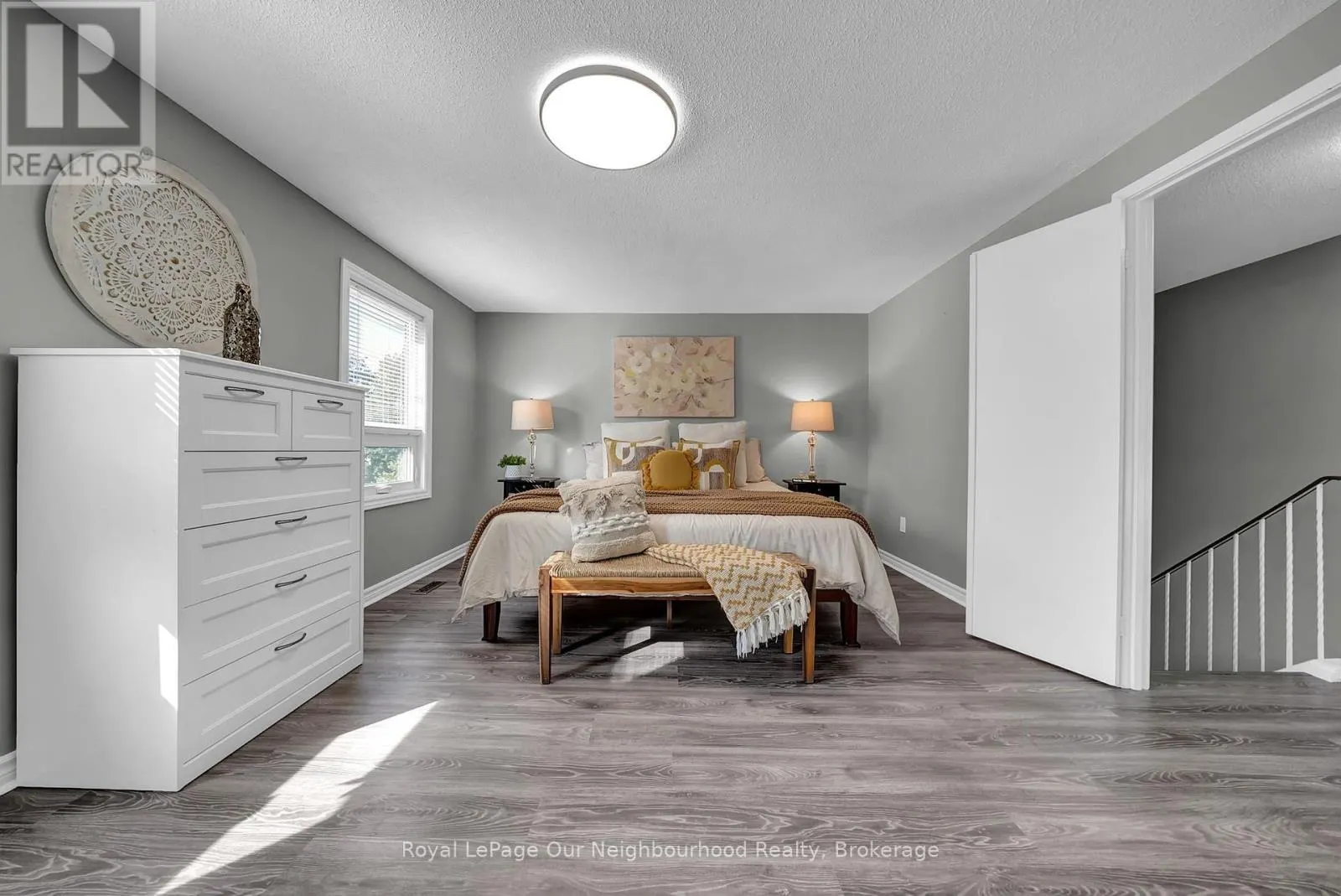 1307 FENELON CRESCENT