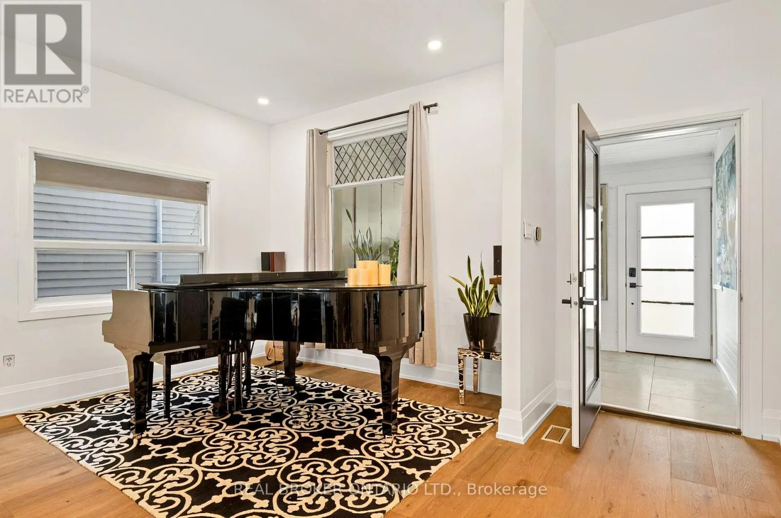 143 PARKMOUNT ROAD