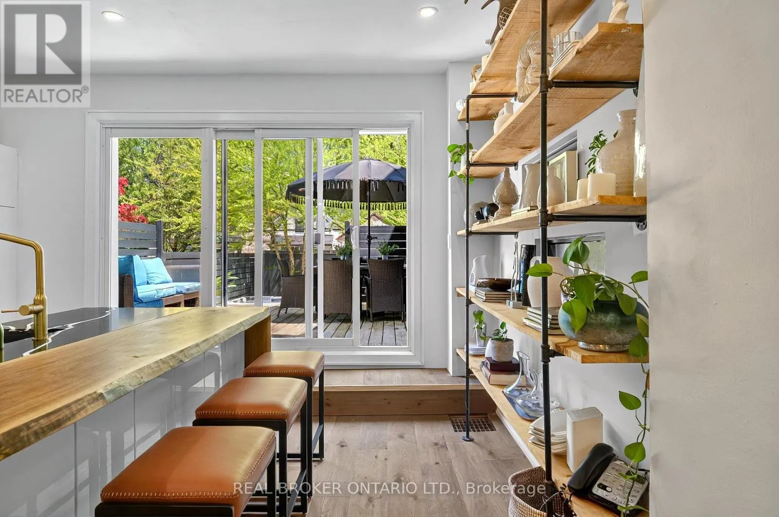 143 PARKMOUNT ROAD