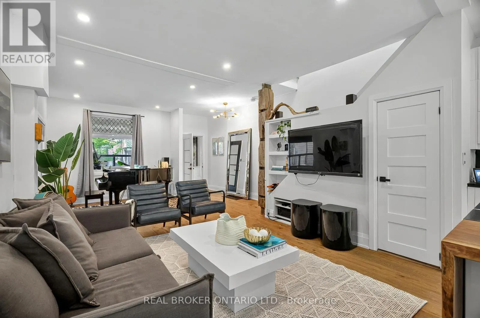 143 PARKMOUNT ROAD