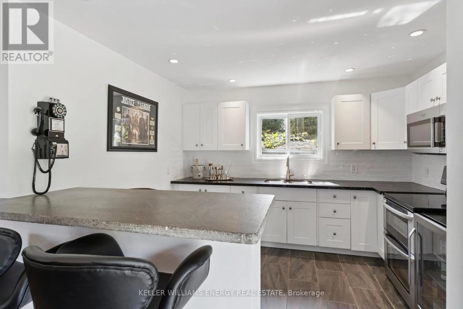 141 CEDAR CREST BEACH ROAD
