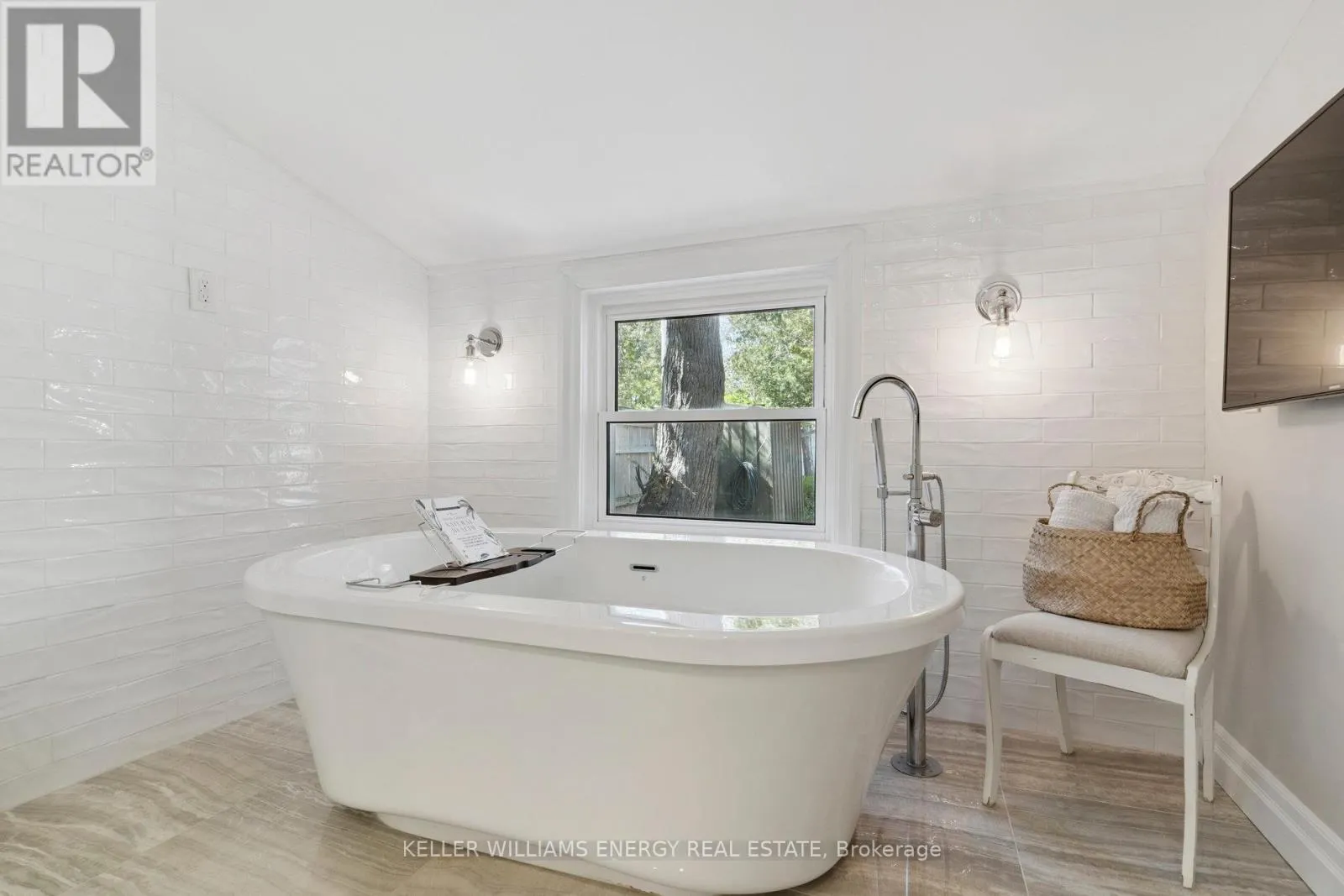 141 CEDAR CREST BEACH ROAD