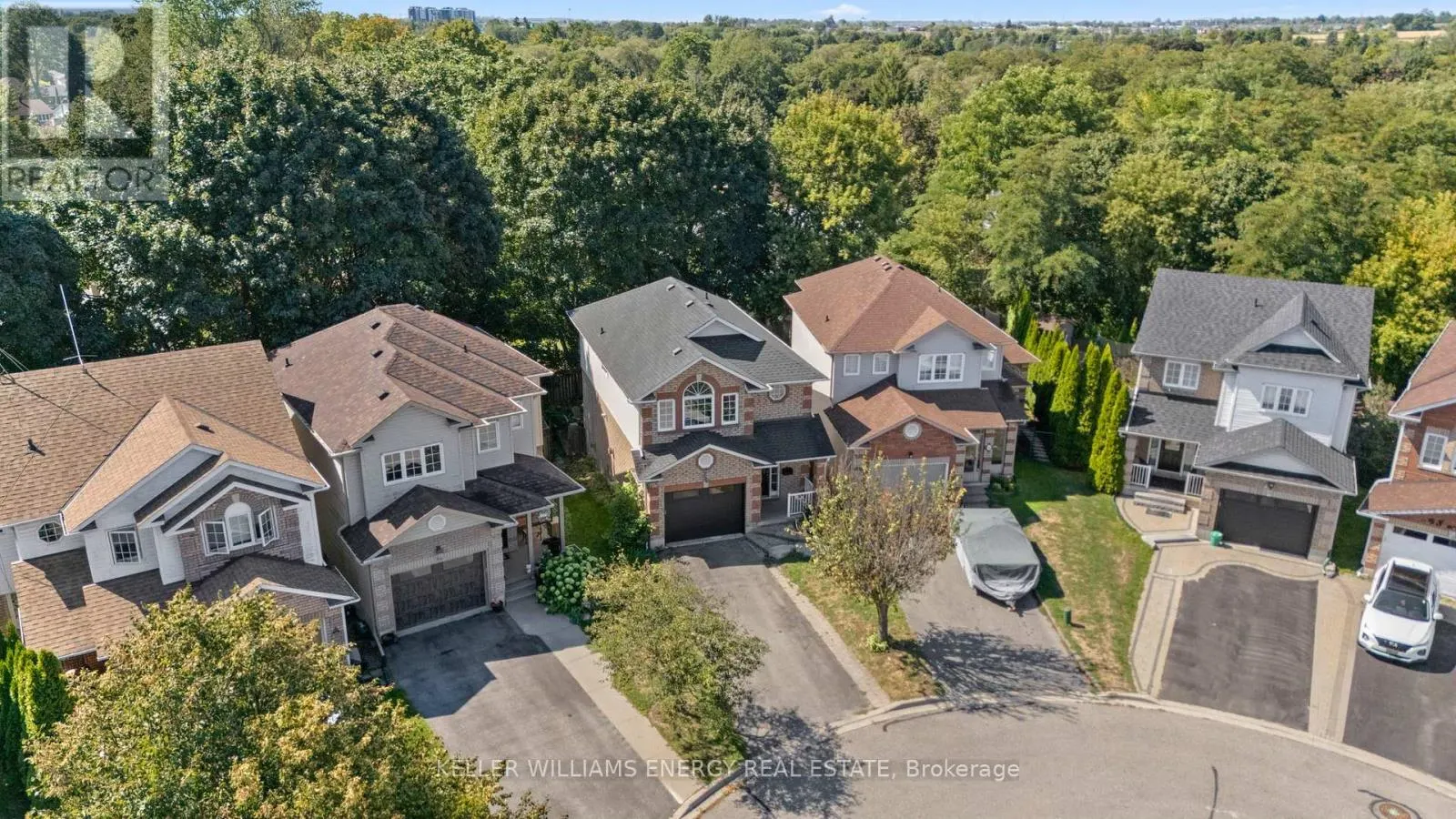 19 SAWMILL COURT