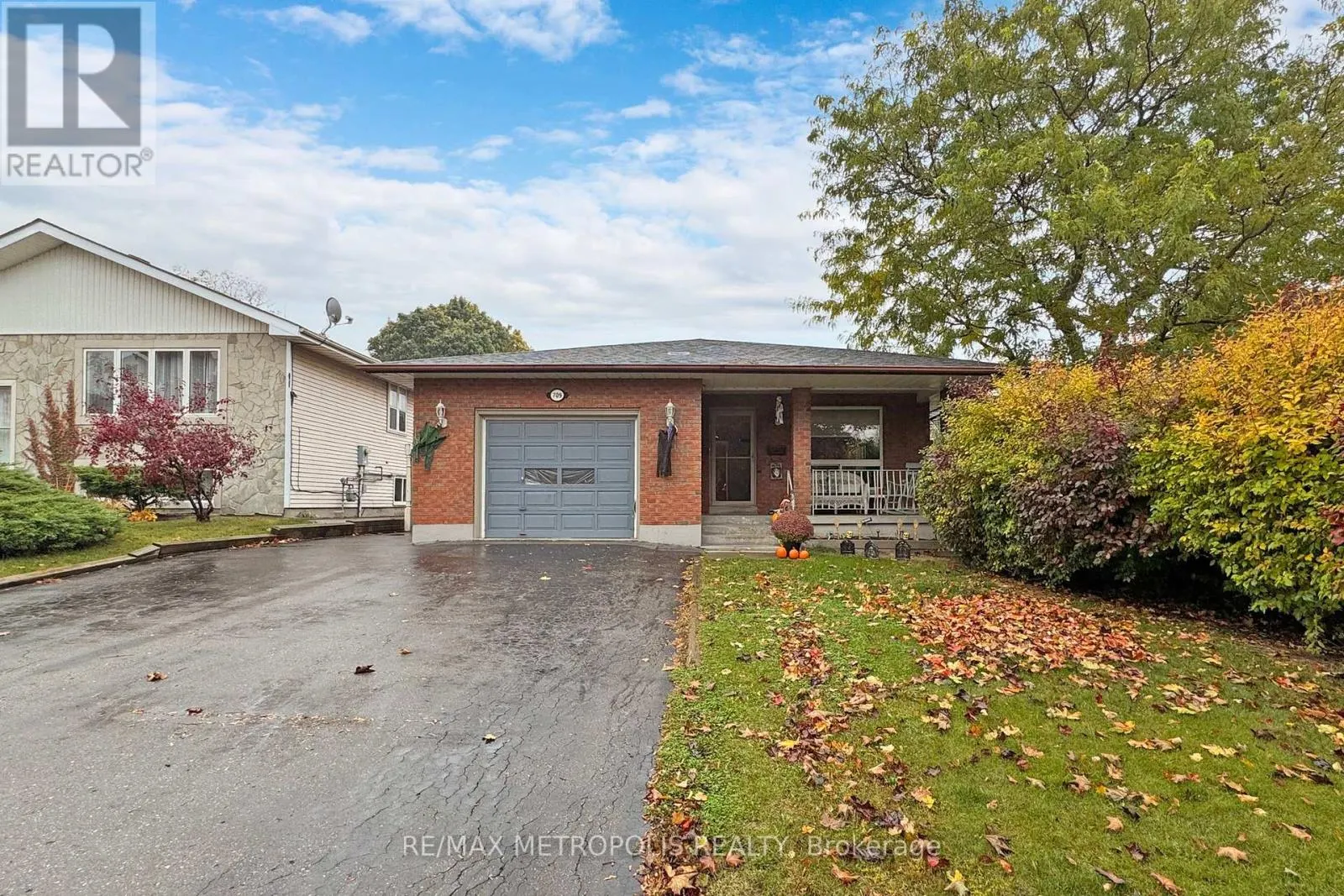 709 KEATES AVENUE