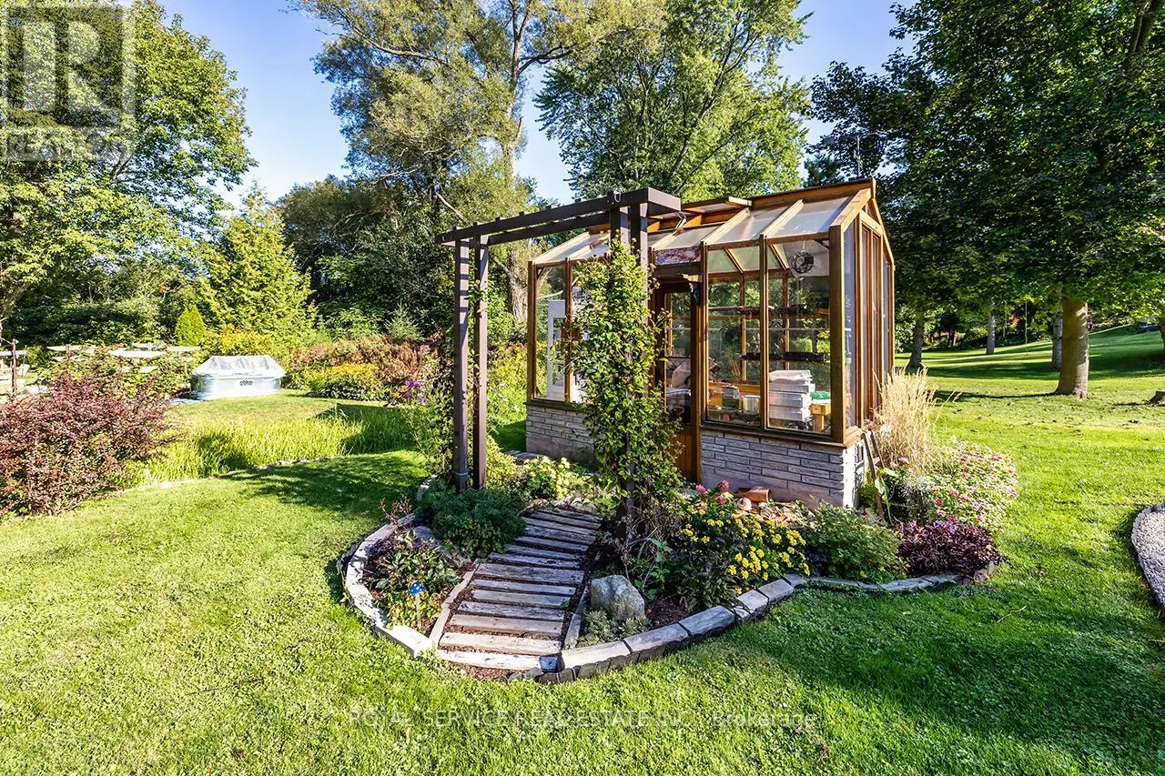 5781 OCHONSKI ROAD