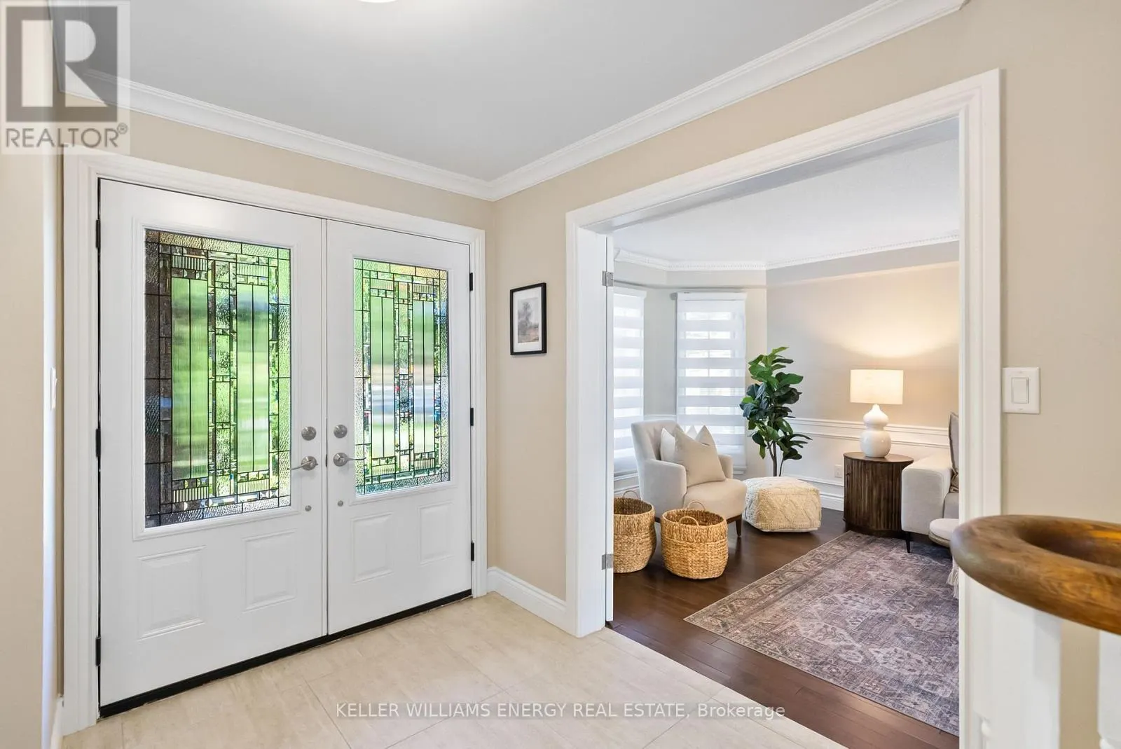 807 REGAL CRESCENT