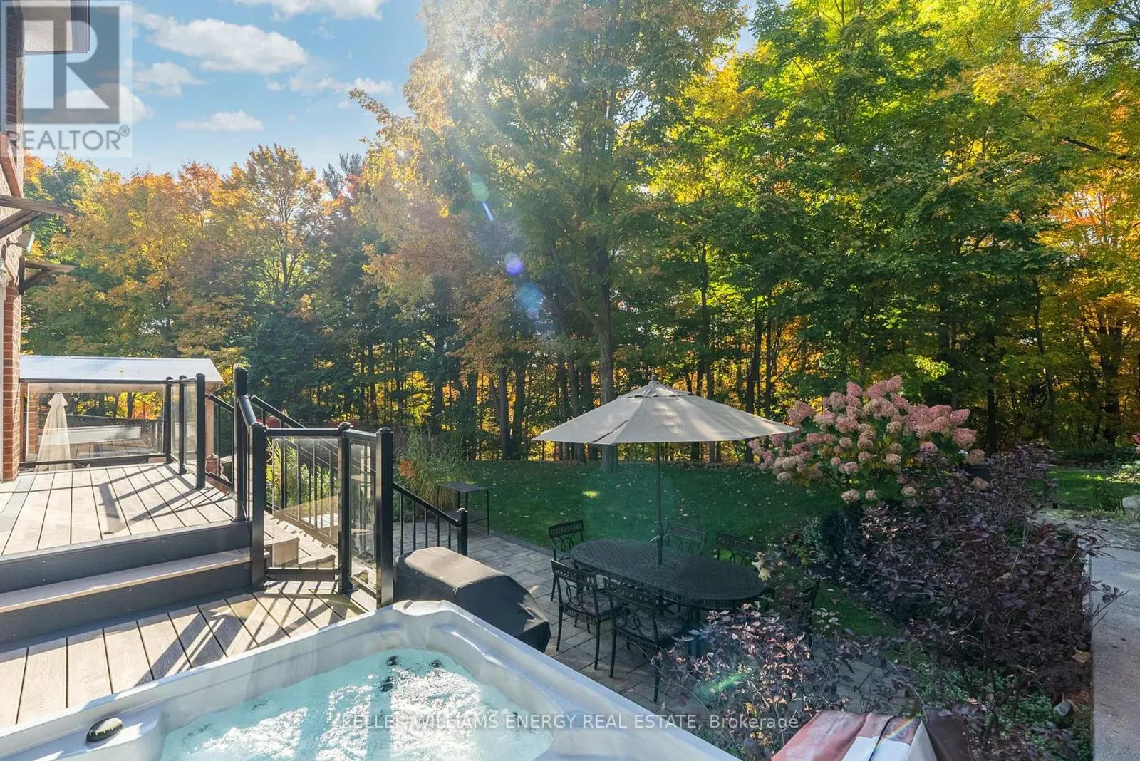 807 REGAL CRESCENT