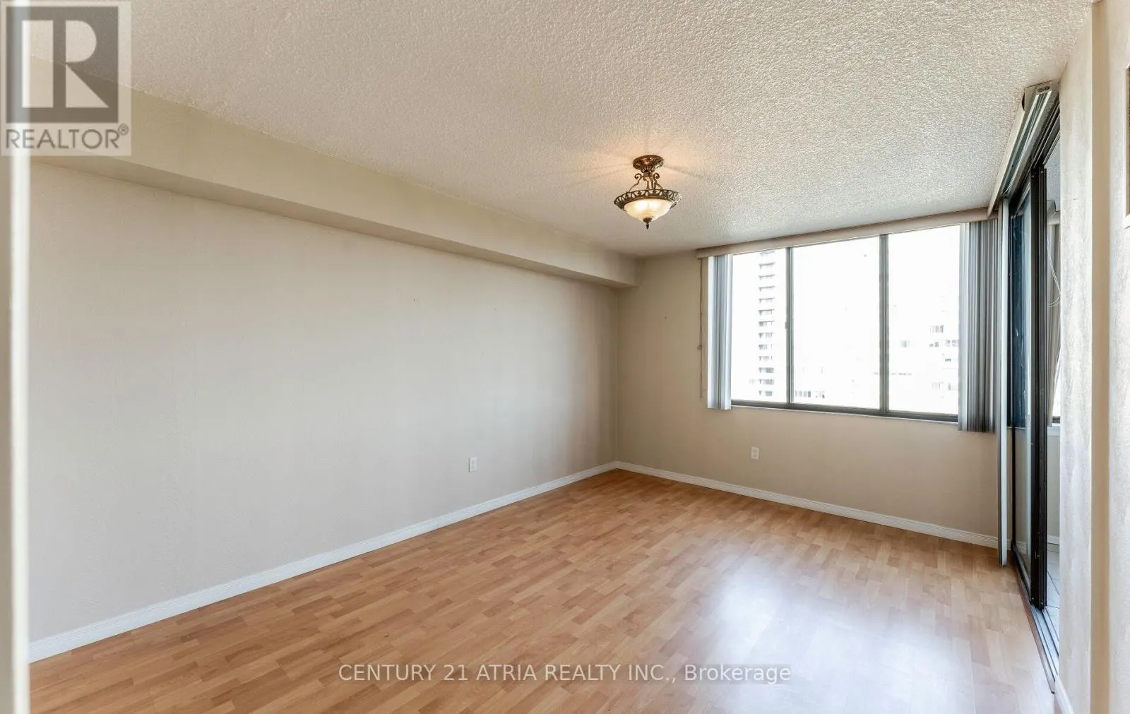 1505 - 2330 BRIDLETOWNE CIRCLE