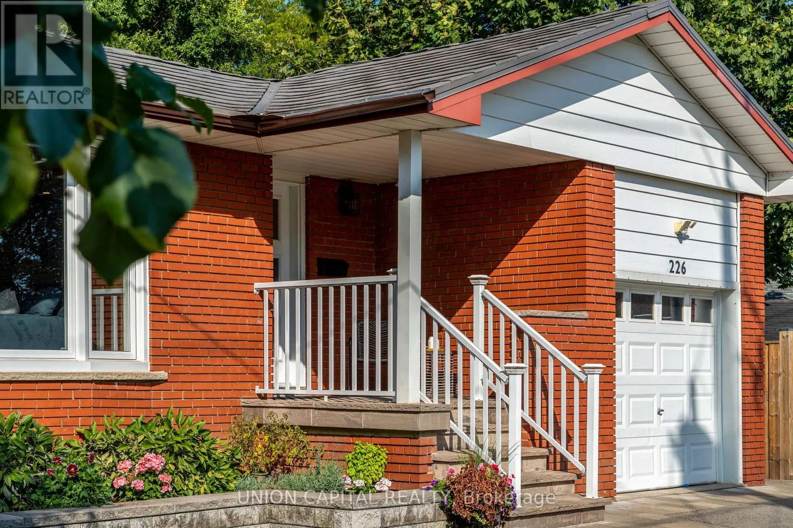 226 CASS AVENUE
