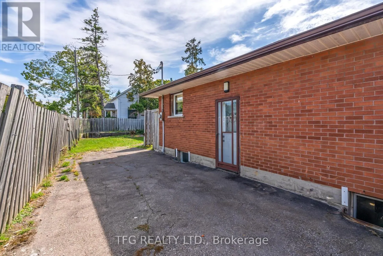 3 ROCKCLIFFE STREET