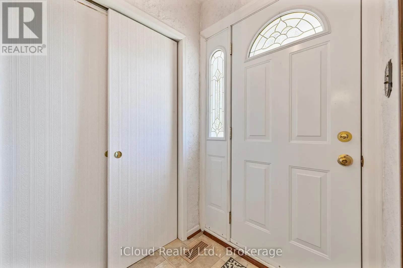 192 BEECHGROVE DRIVE