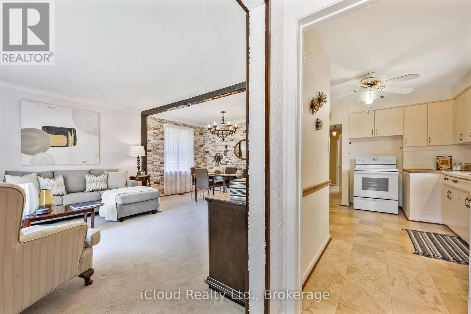 192 BEECHGROVE DRIVE