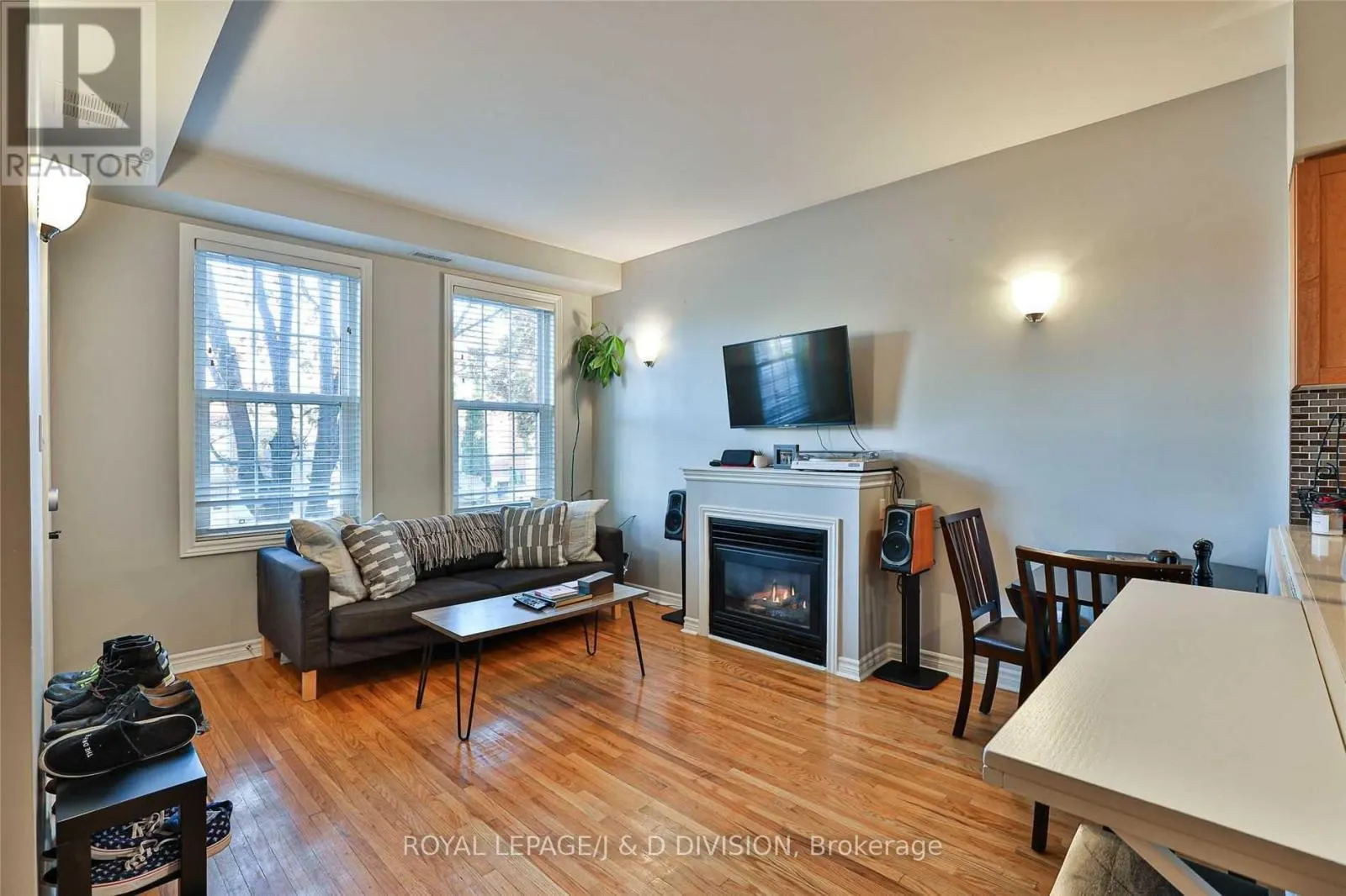 78B COXWELL AVENUE