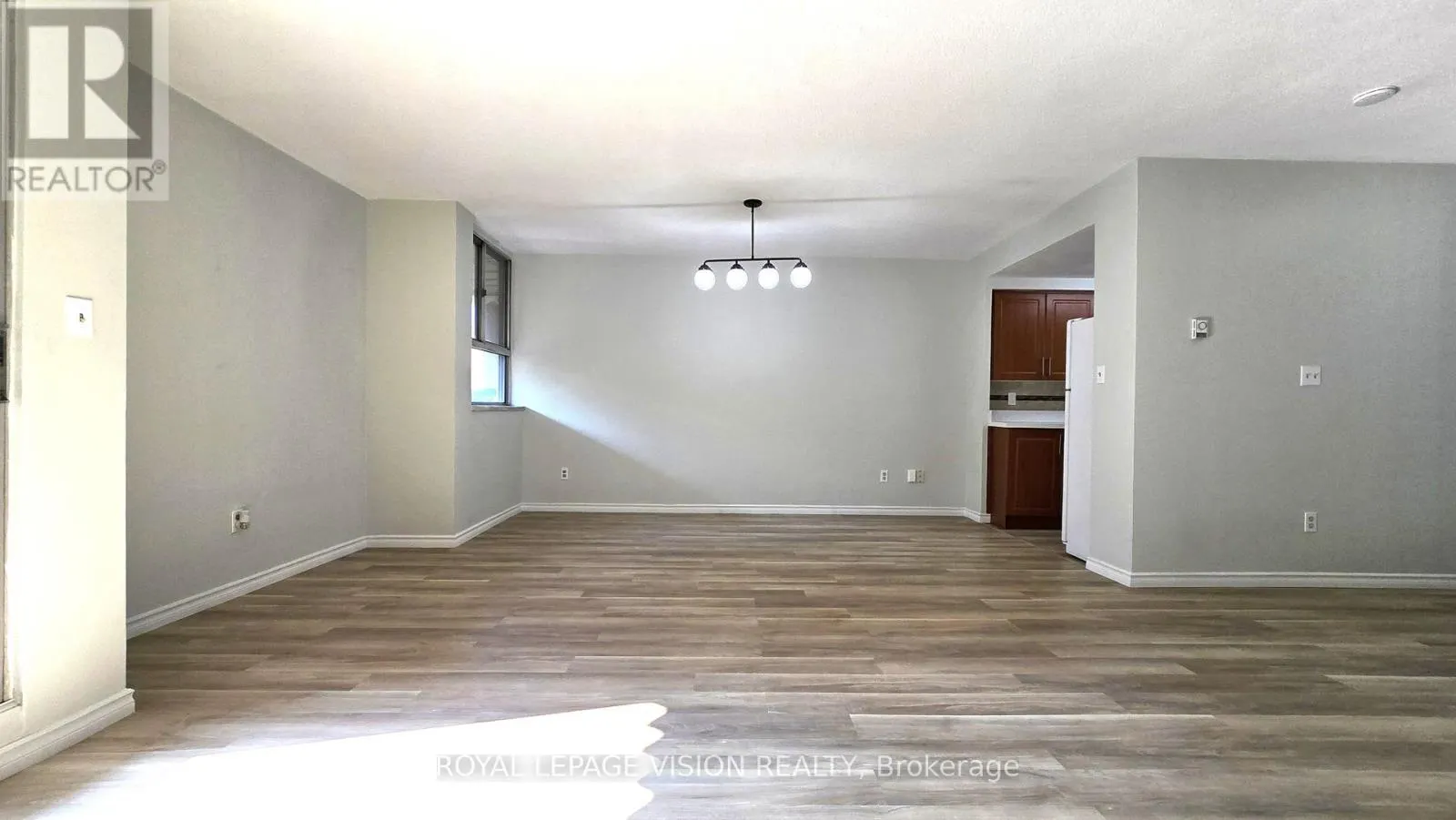406 - 6 CRESCENT TOWN ROAD
