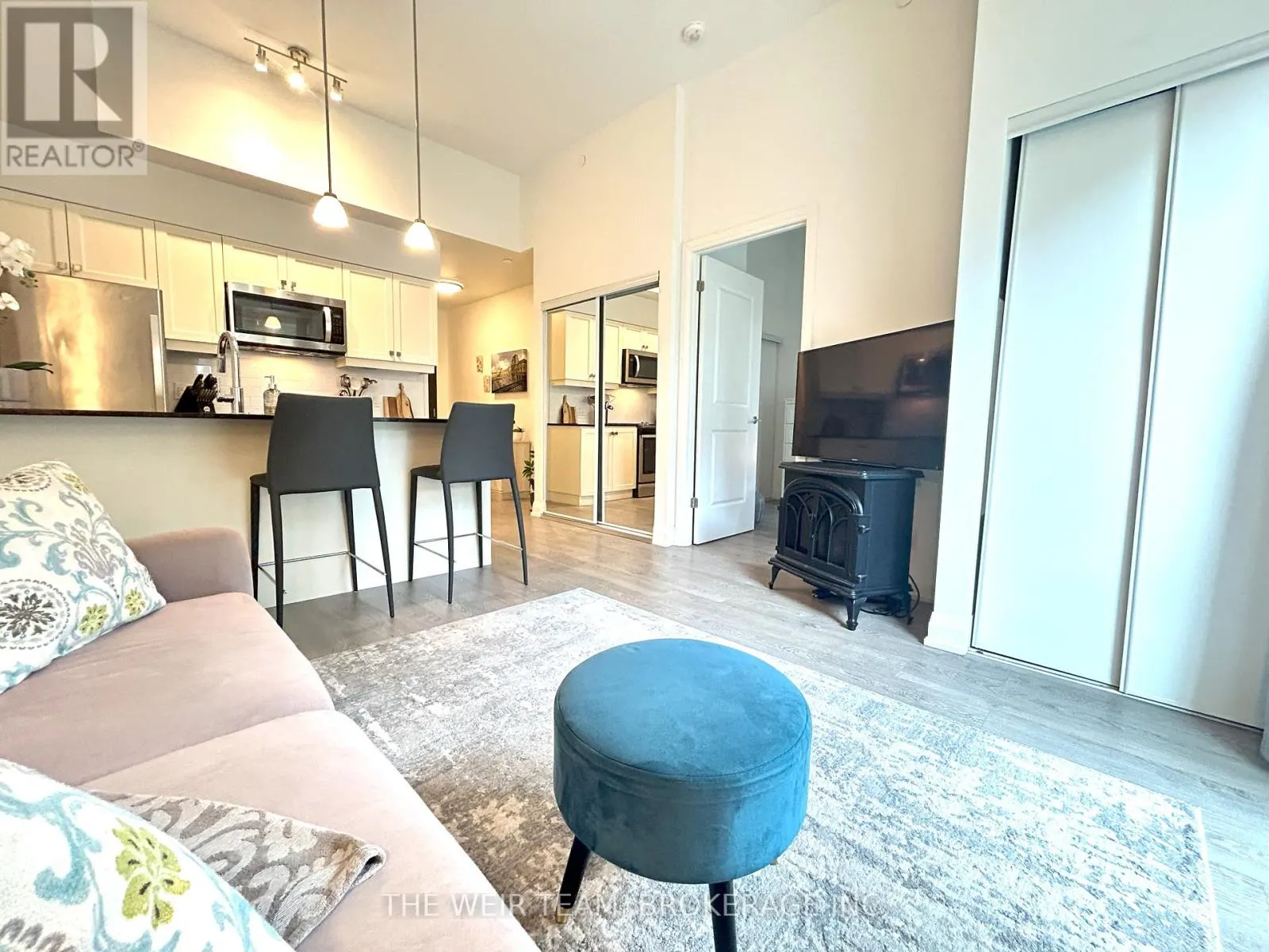 101 - 1400 KINGSTON ROAD