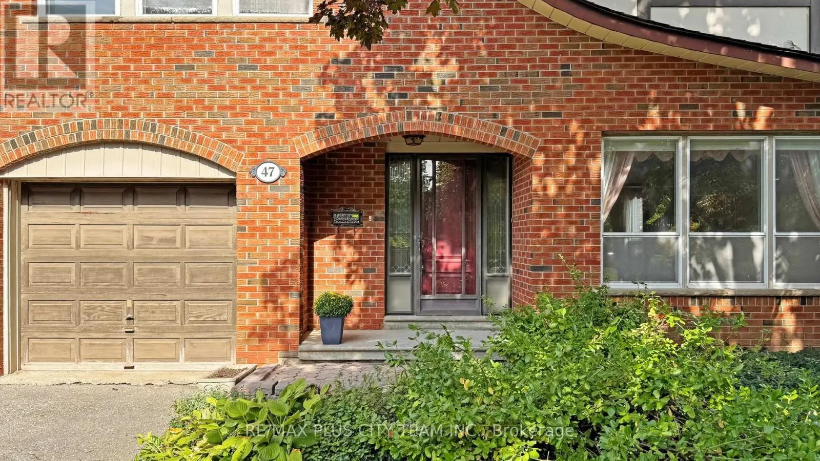 47 ACHESON BOULEVARD