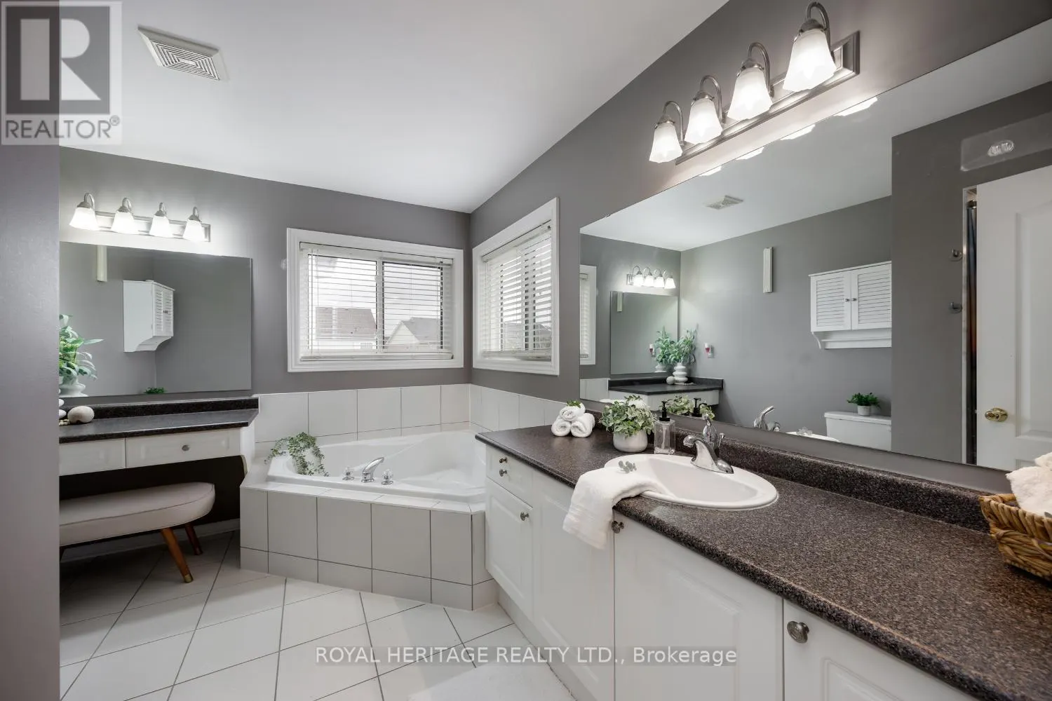 1545 ARBORWOOD DRIVE