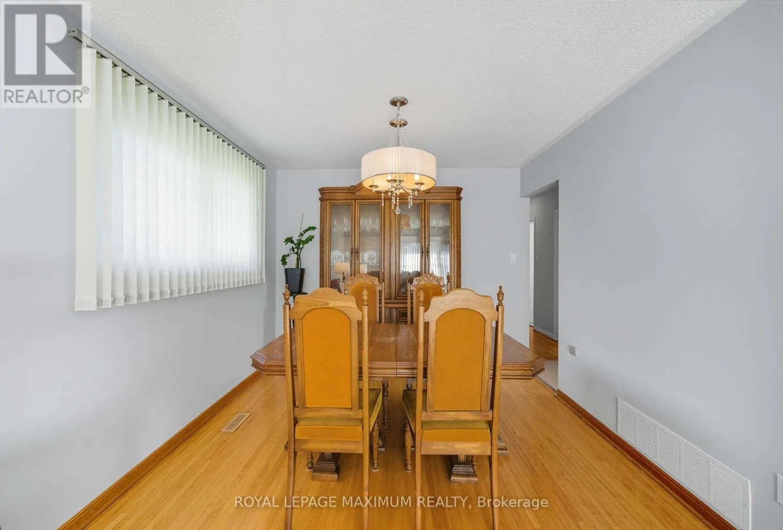 36 BOARHILL DRIVE