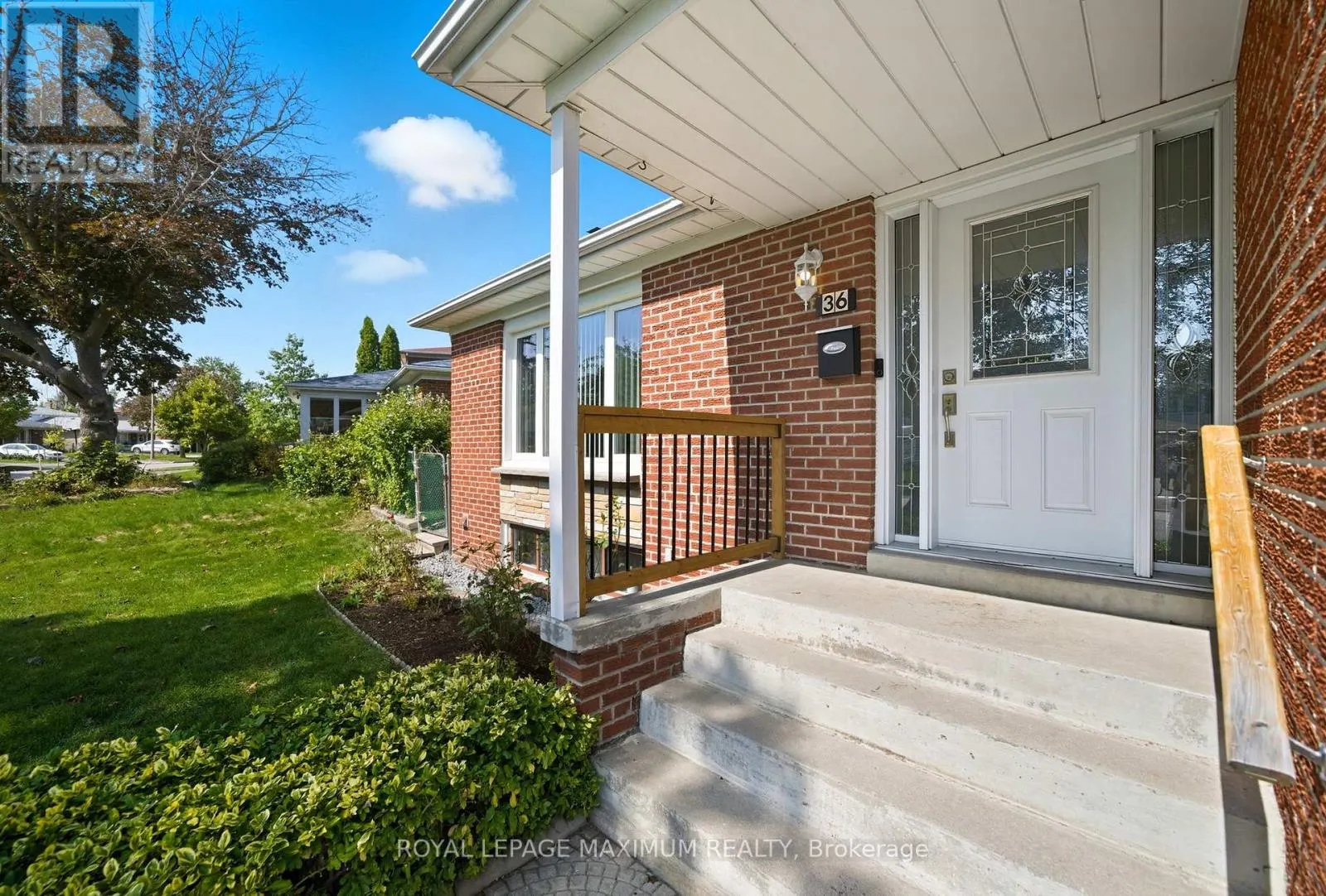 36 BOARHILL DRIVE