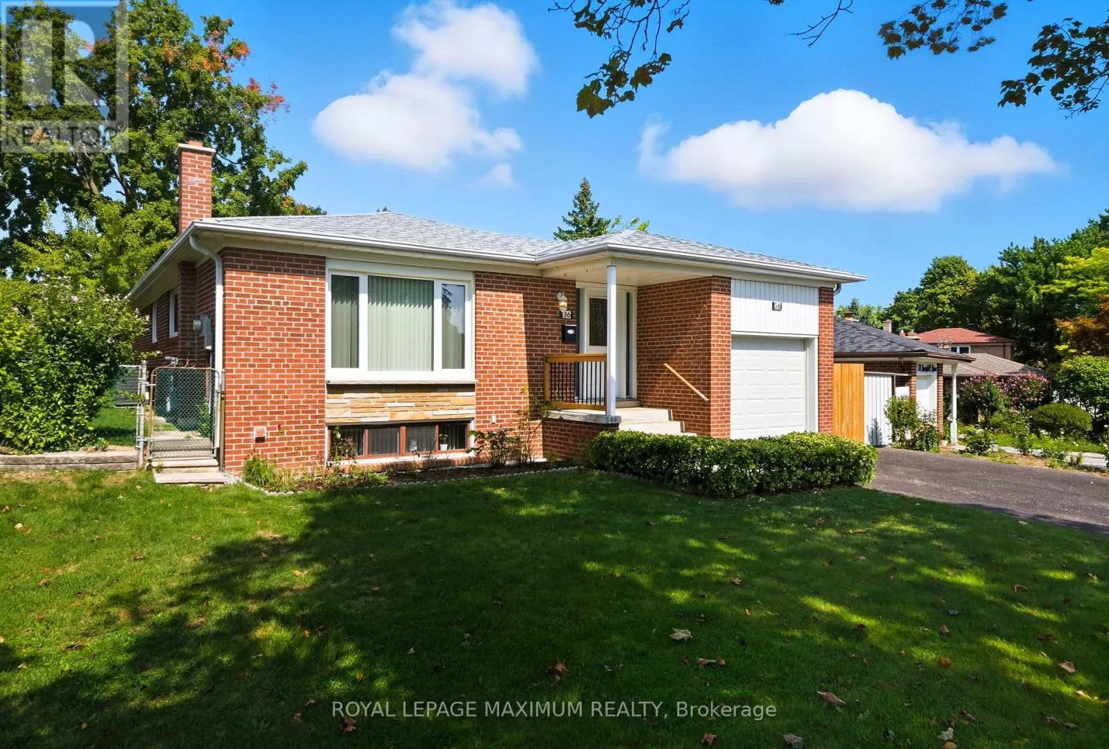 36 BOARHILL DRIVE