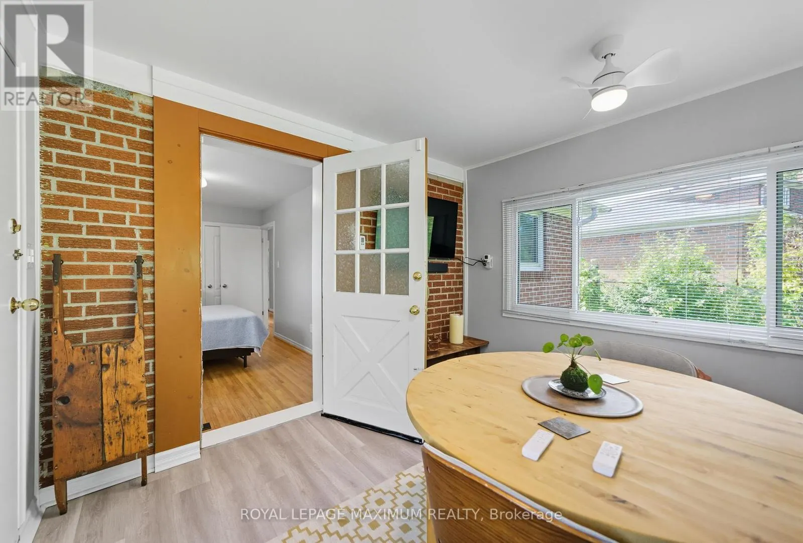 36 BOARHILL DRIVE