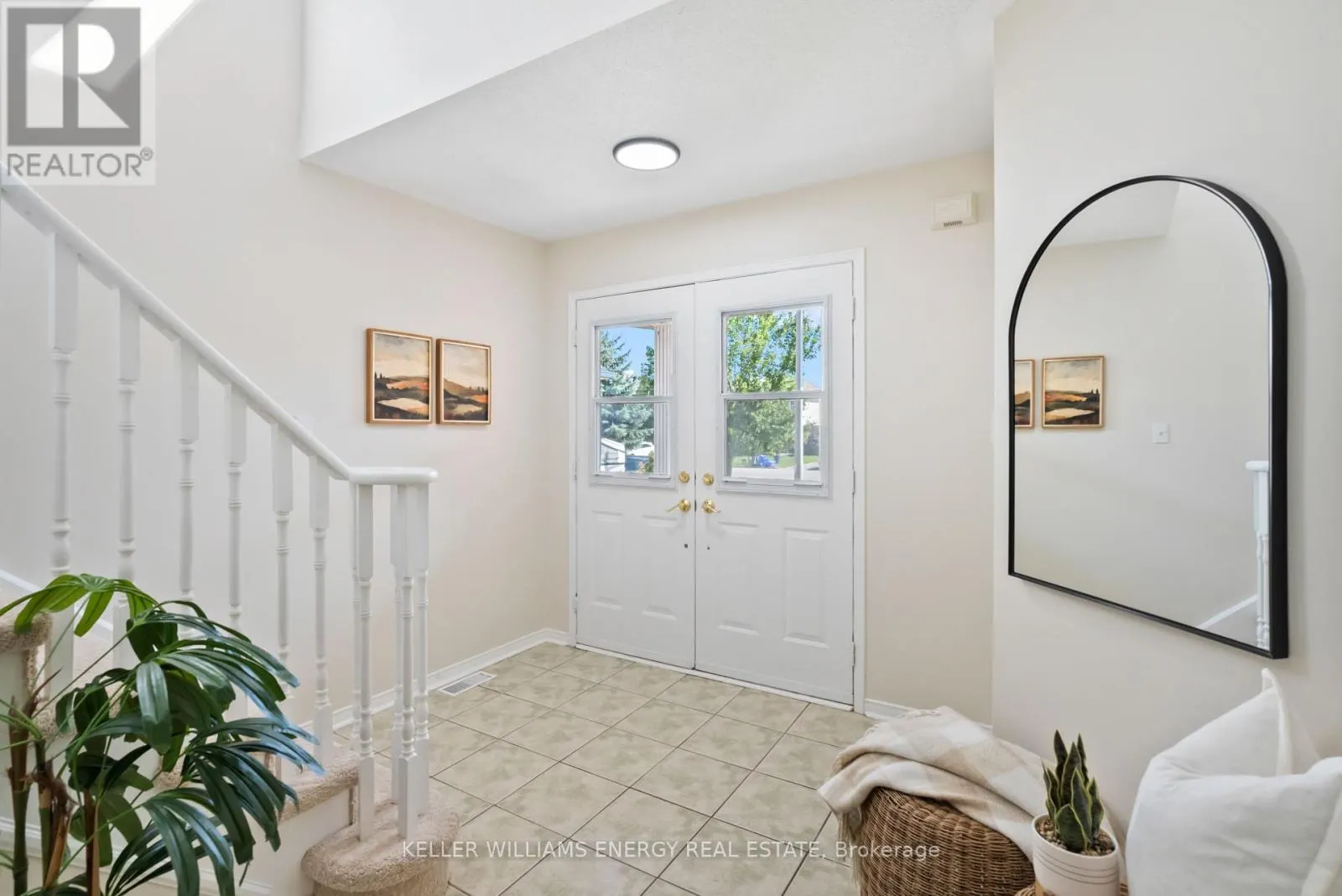 102 LOWNIE COURT