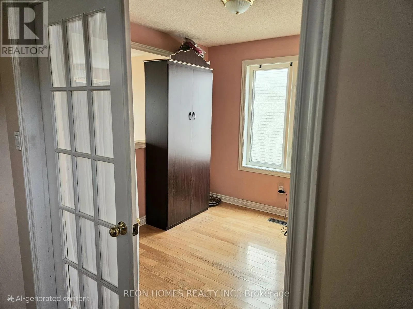 72 NIAGARA DRIVE