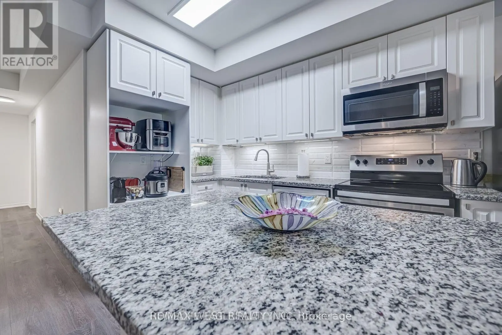 118 - 510 KINGBIRD GROVE
