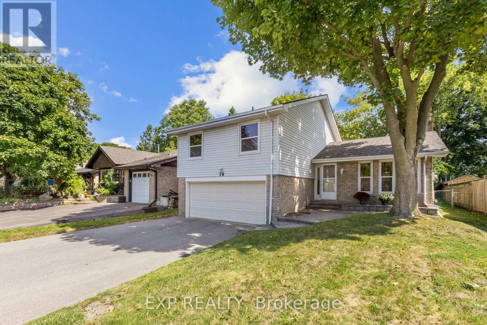70 PILKINGTON CRESCENT