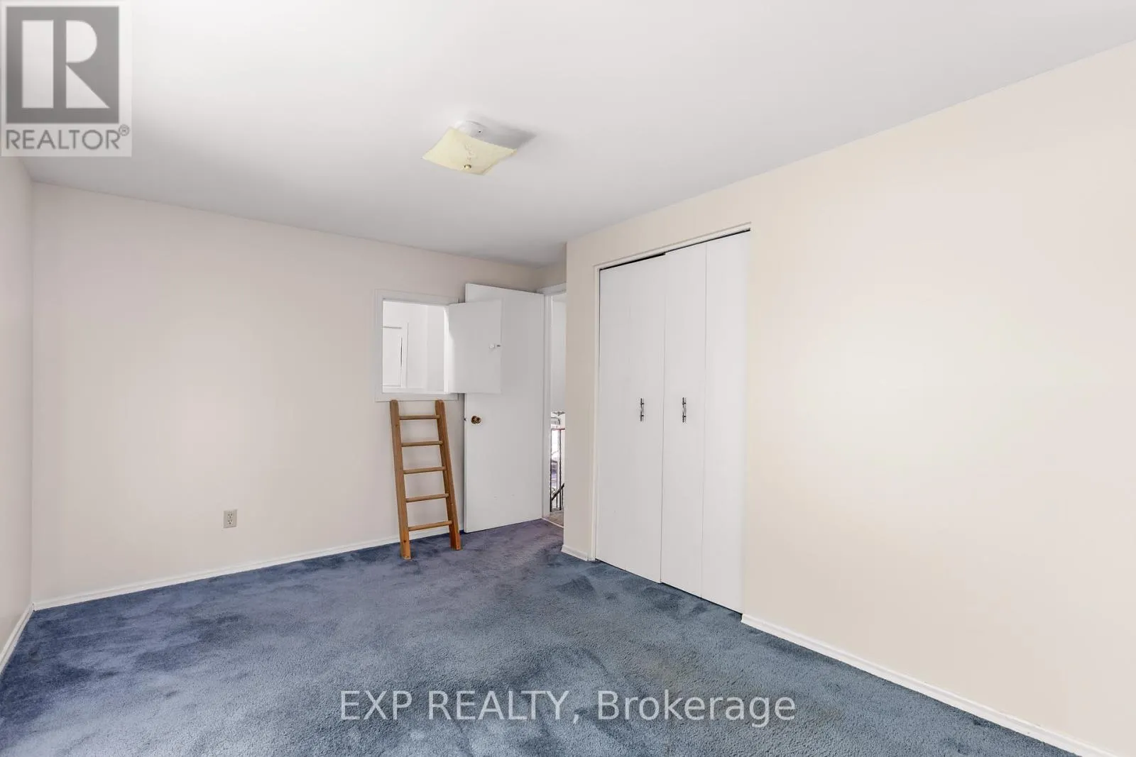 70 PILKINGTON CRESCENT