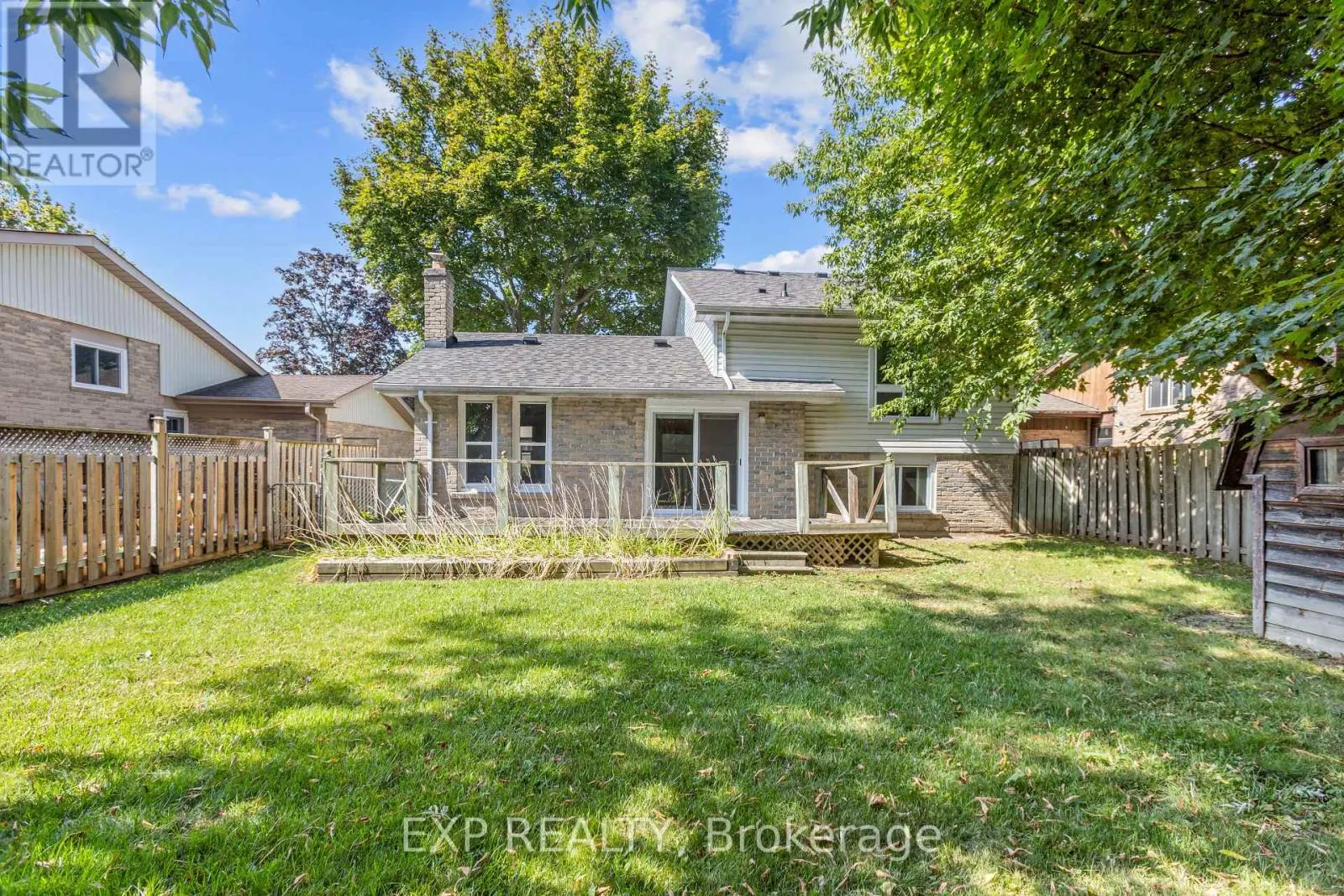70 PILKINGTON CRESCENT