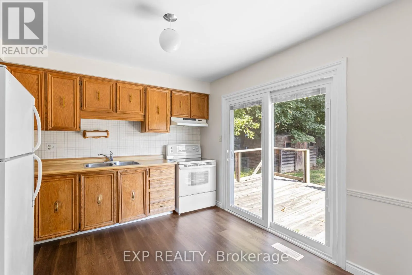 70 PILKINGTON CRESCENT