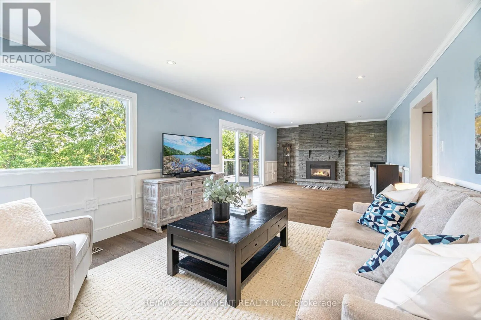 362 PRINCE OF WALES DRIVE
