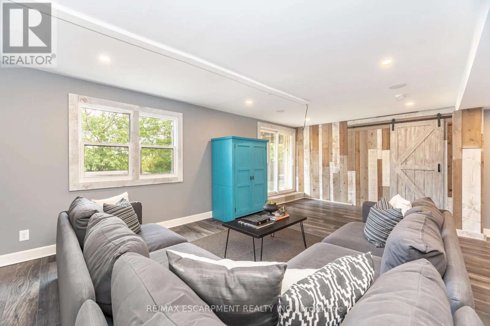 362 PRINCE OF WALES DRIVE