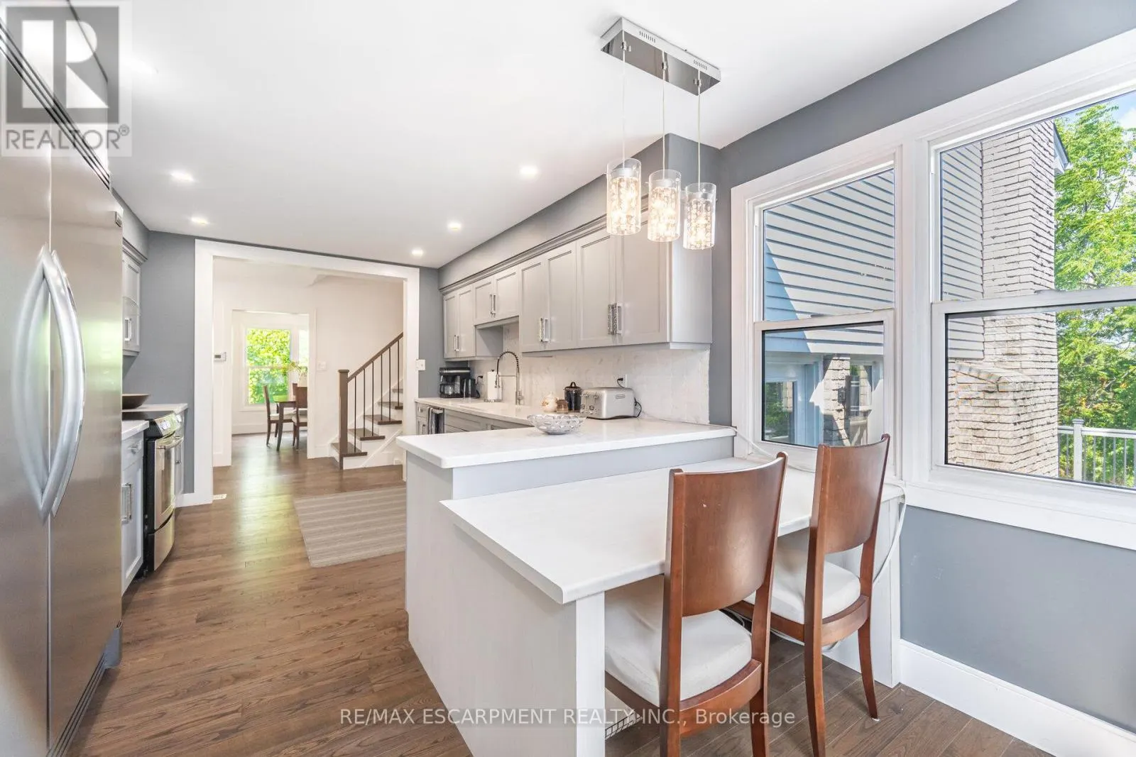 362 PRINCE OF WALES DRIVE