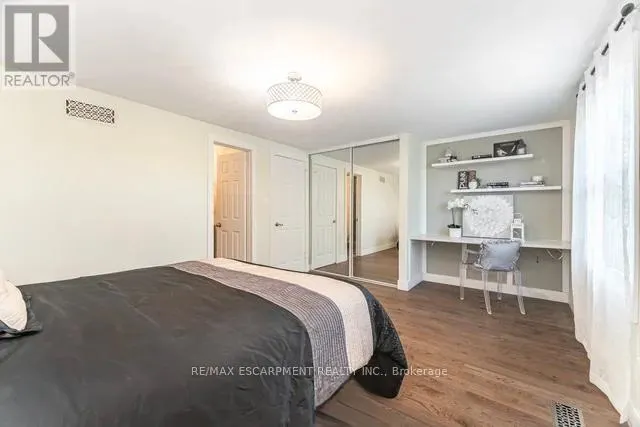 362 PRINCE OF WALES DRIVE