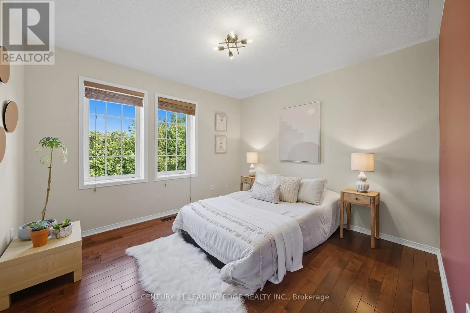 61 SCADDING AVENUE
