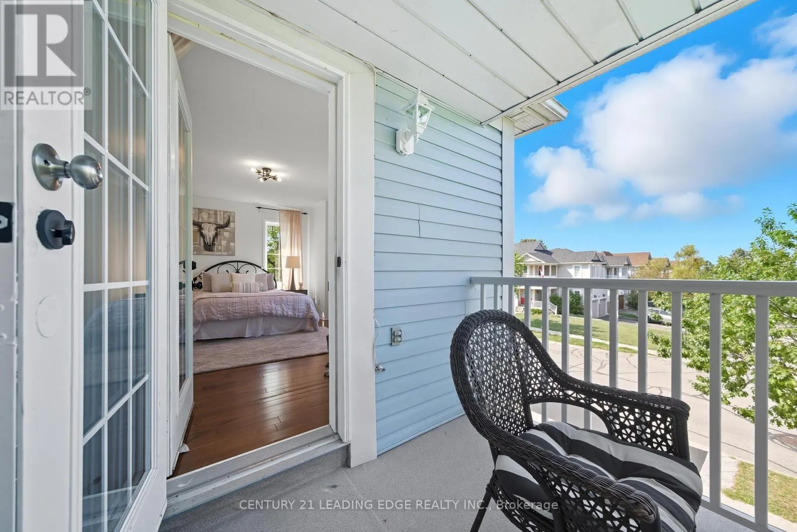 61 SCADDING AVENUE