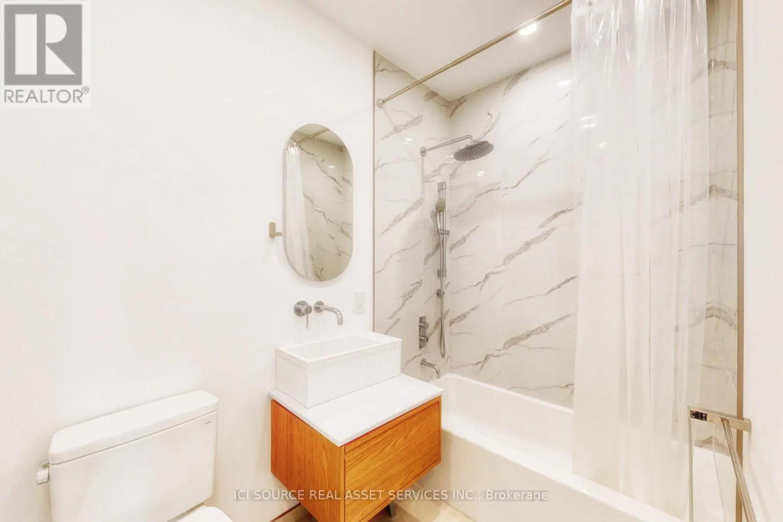 SUITE #1 - 22 BOULTON AVENUE