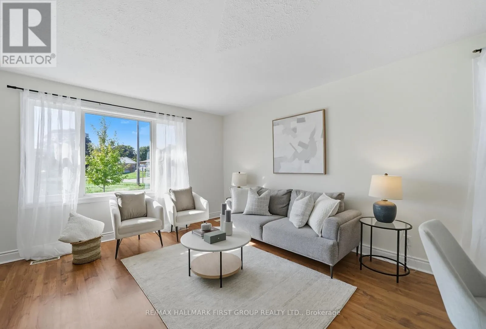 1425 EVANGELINE DRIVE