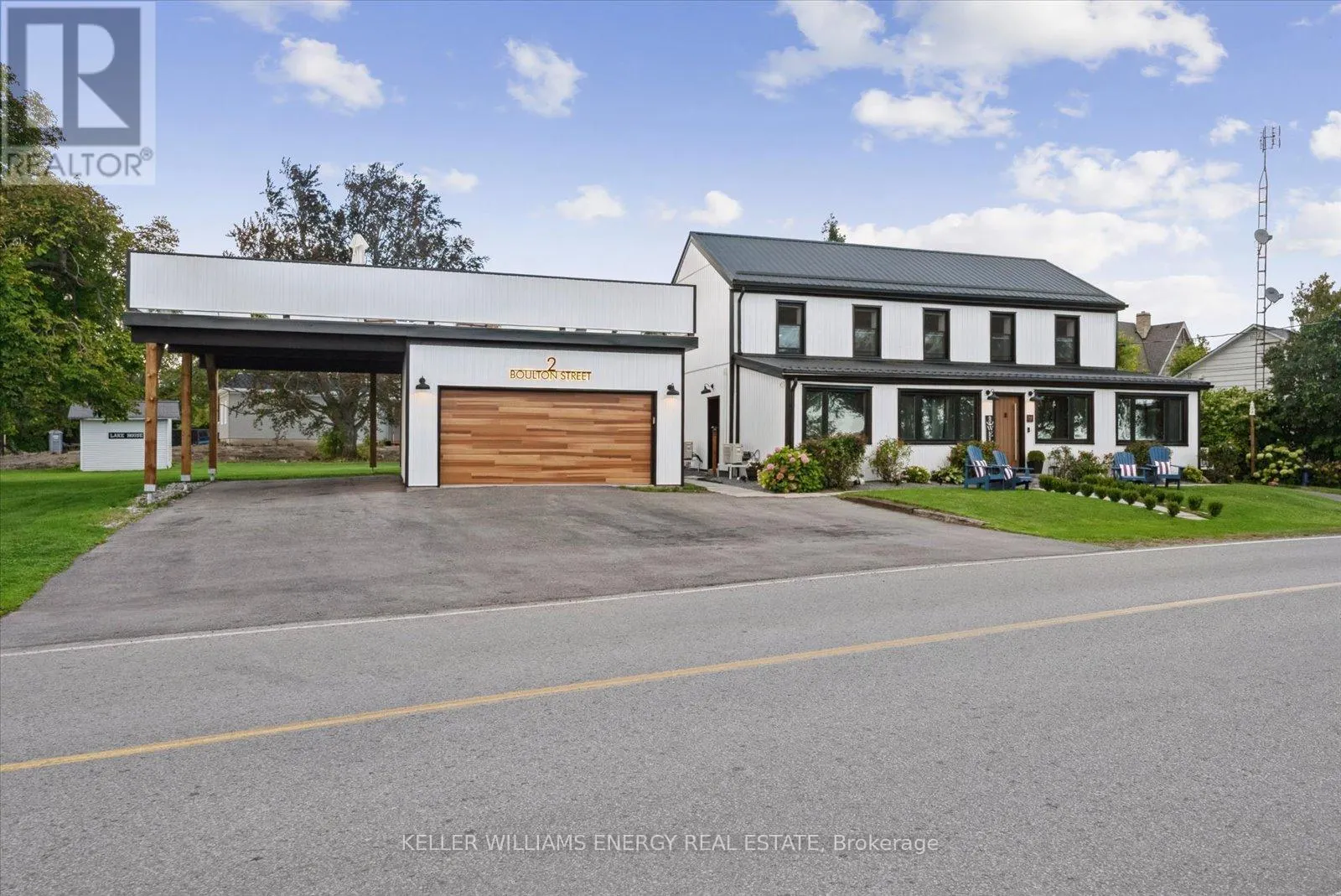 2 BOULTON STREET