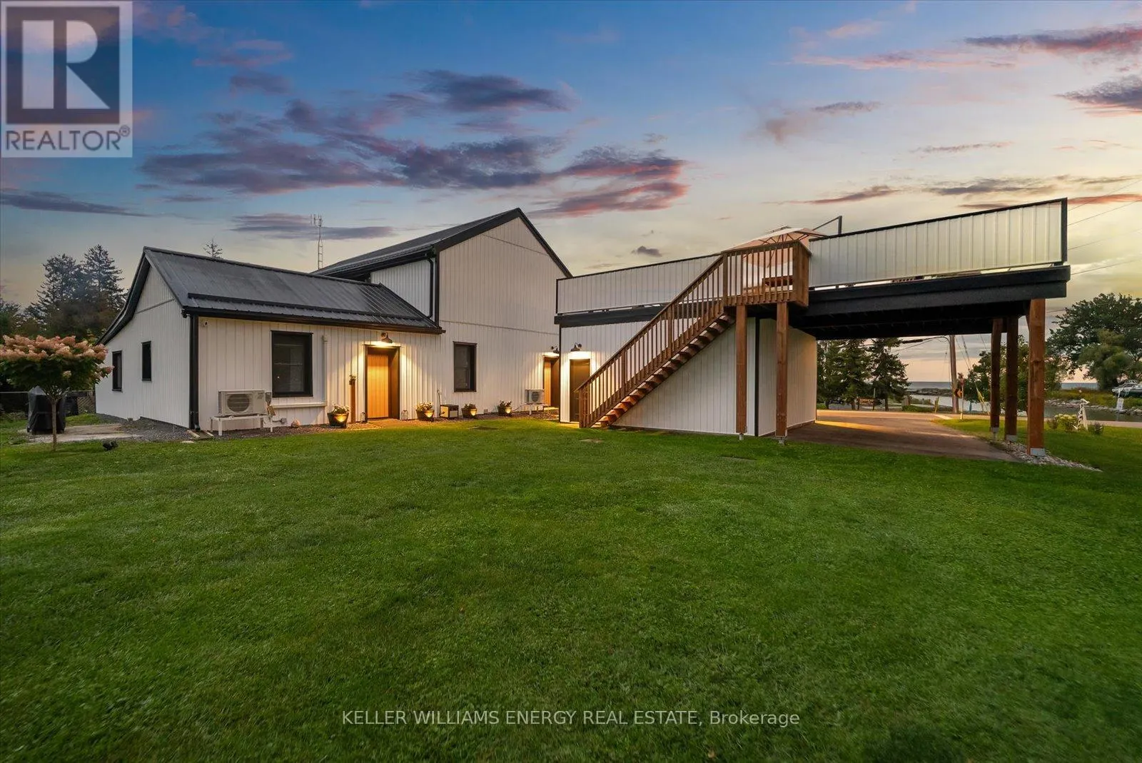 2 BOULTON STREET