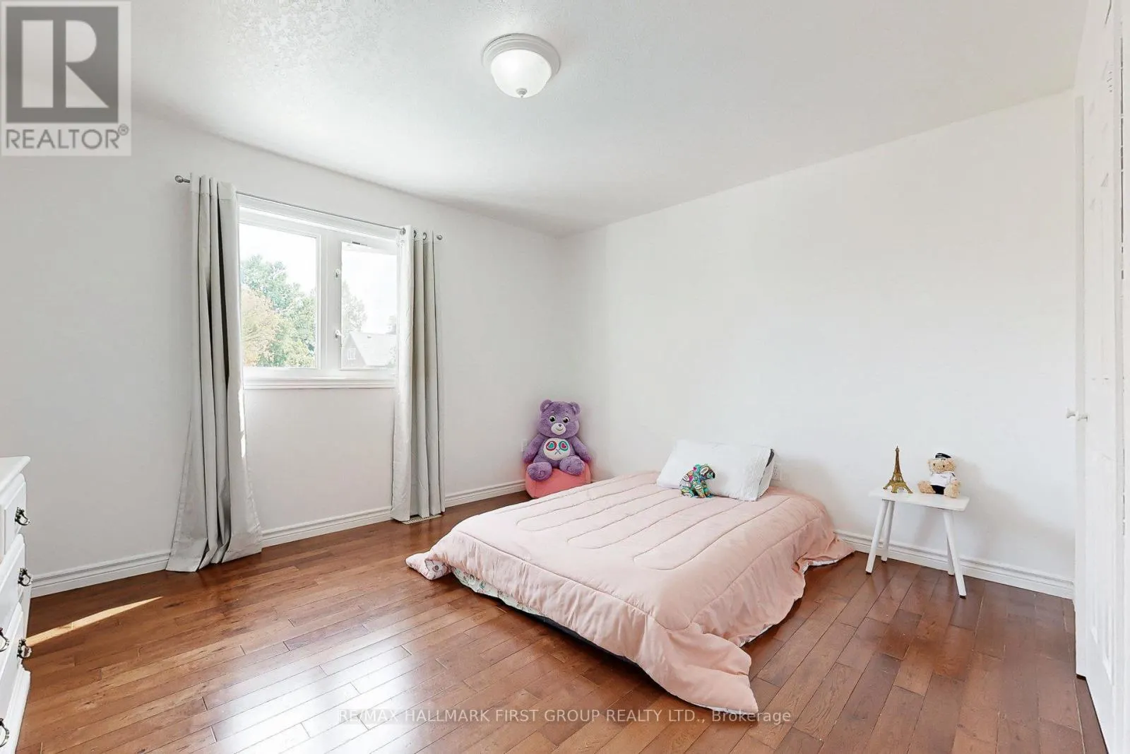 8063 KING STREET