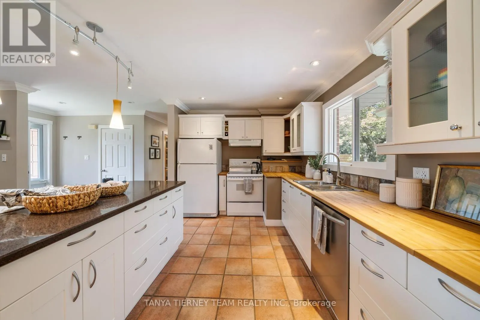 243 GARRARD ROAD