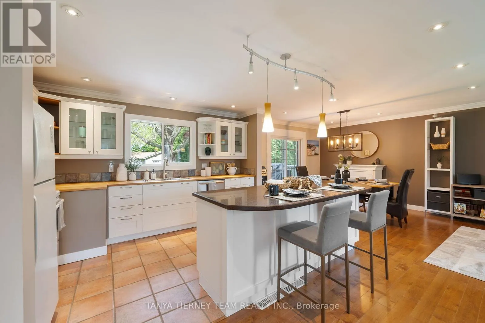 243 GARRARD ROAD