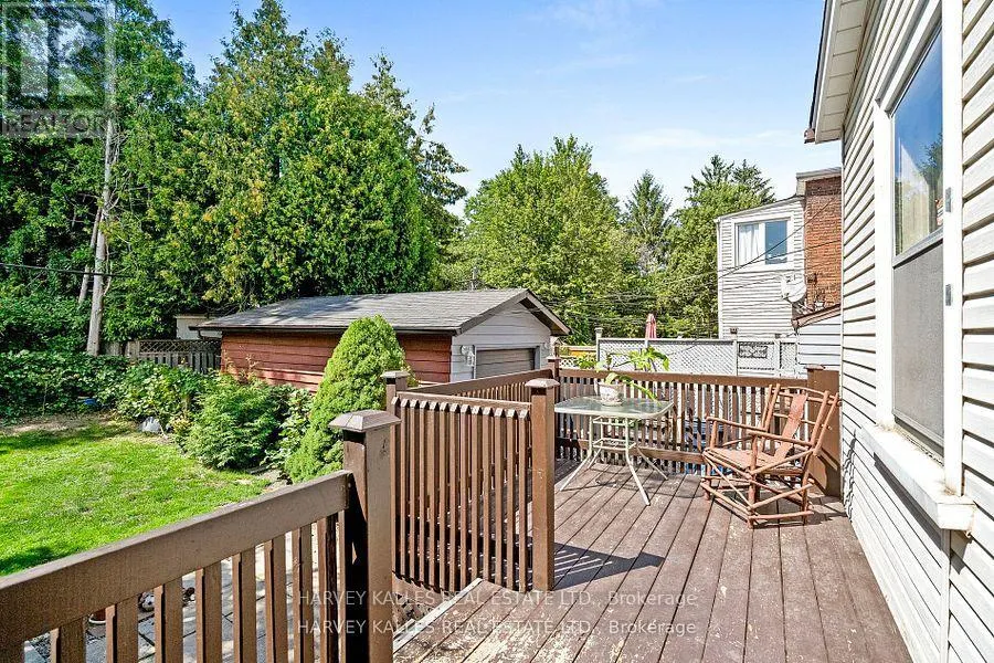 22 SEYMOUR AVENUE