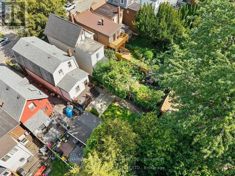 22 SEYMOUR AVENUE